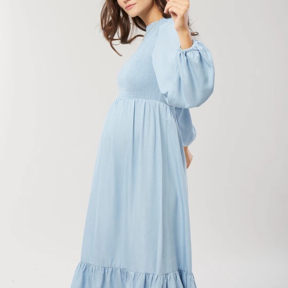 INGRID & ISABEL Meadow Chambray Maternity Dress - Picture 3 of 11
